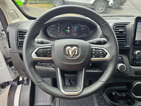 New 2024 RAM ProMaster 3500 w/ Delivery Van Package image 19