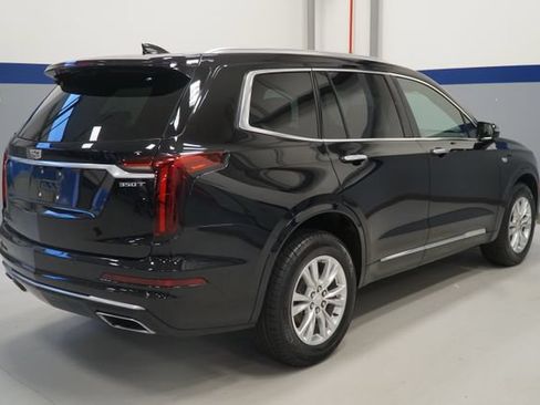 Certified 2024 Cadillac XT6 Luxury AWD/4WD image 6