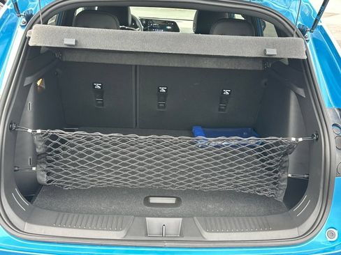 New 2026 Chevrolet Trax RS w/ Sunroof Package FWD image 10