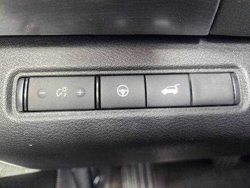 Used 2026 Nissan Pathfinder Rock Creek AWD/4WD image 21
