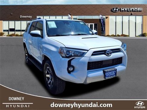 Used 2024 Toyota 4Runner TRD Off-Road image 3