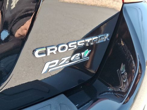 Used 2017 Subaru Crosstrek 2.0i Premium image 30