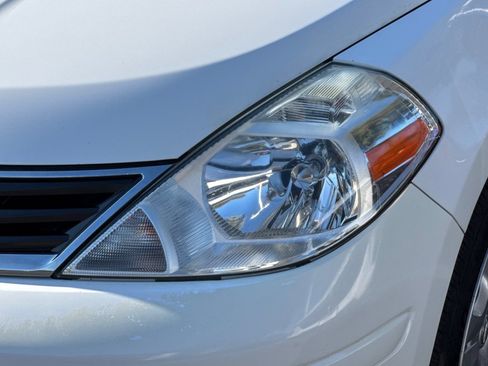 Used 2011 Nissan Versa 1.8 S FWD image 49