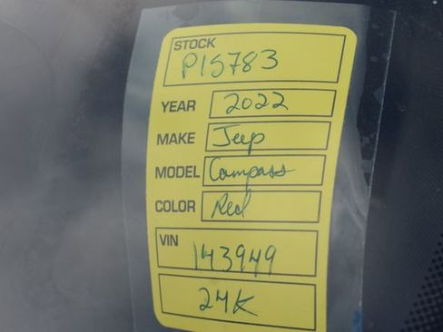 Used 2022 Jeep Compass Limited image 13