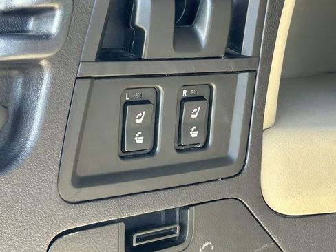 Used 2016 Toyota Sequoia Limited image 14