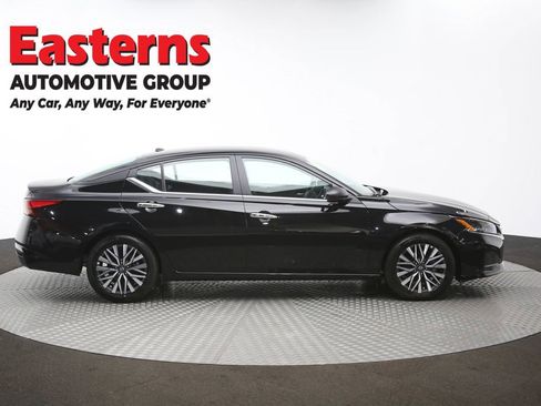 Used 2025 Nissan Altima 2.5 SV image 44