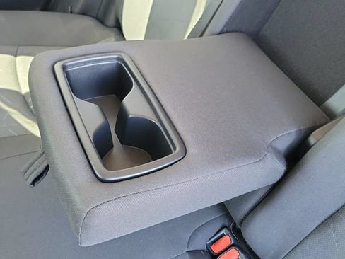 Used 2025 Toyota RAV4 XLE AWD/4WD image 24