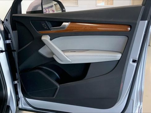 Certified 2022 Audi Q5 2.0T Premium Plus image 26