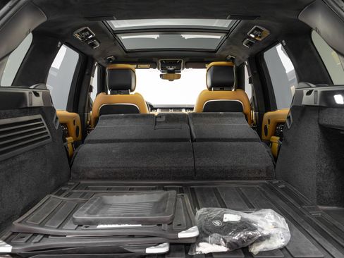 Used 2022 Land Rover Range Rover Autobiography image 36