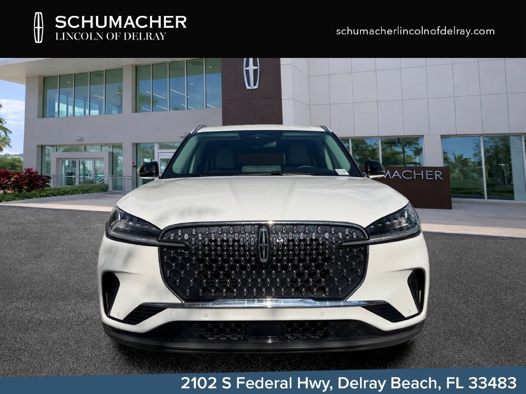 New 2027 Lincoln Aviator 2WD image 2