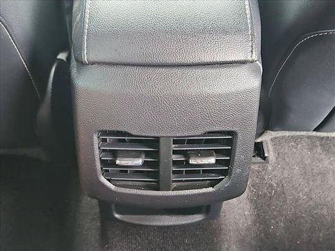 Used 2018 Ford Fusion Energi SE FWD image 24