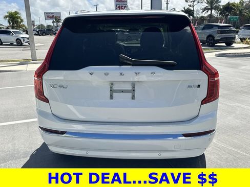Used 2025 Volvo XC90 B5 Plus w/ Protection Package Premier image 7