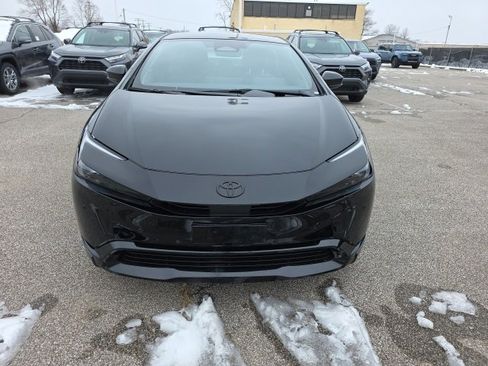 New 2026 Toyota Prius Plug-In Hybrid image 2