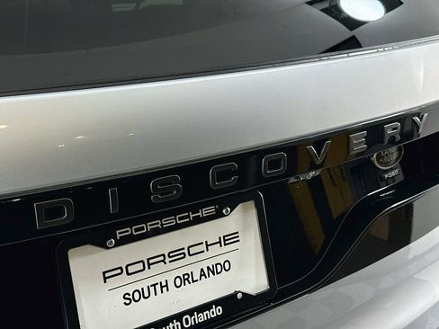 Used 2021 Land Rover Discovery S R-Dynamic AWD/4WD image 35