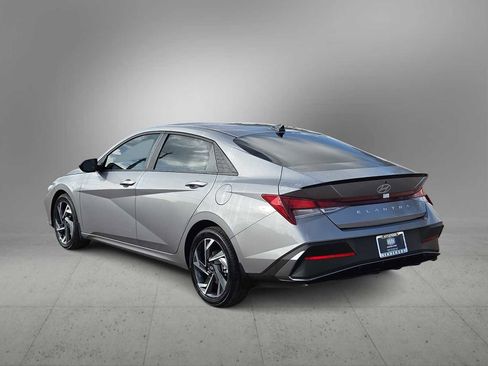 New 2025 Hyundai Elantra Sport image 6