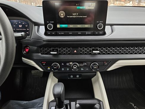 Used 2024 Honda Accord EX image 14