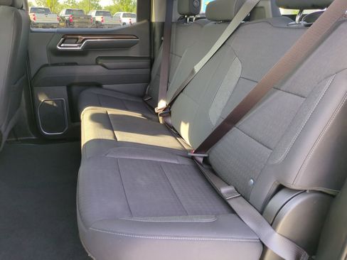 Used 2023 Chevrolet Silverado 1500 LT AWD/4WD image 29