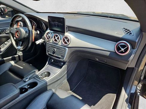 Used 2016 Mercedes-Benz CLA 250 4MATIC image 21