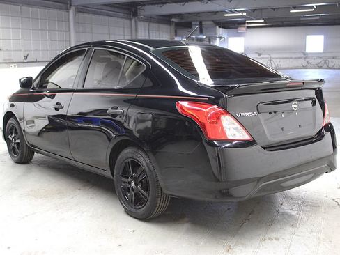 Used 2019 Nissan Versa S Plus FWD image 5