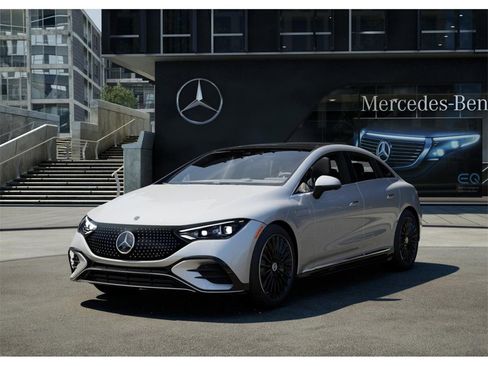 Used 2024 Mercedes-Benz EQE 350+ 4MATIC Sedan image 40