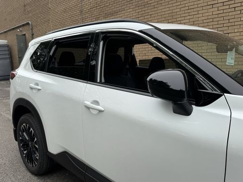 New 2026 Nissan Rogue Dark Armor AWD/4WD image 36