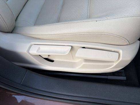 Used 2017 Volkswagen Jetta SE image 24