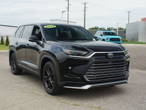 Used 2026 Toyota Grand Highlander AWD Hybrid image 2