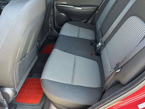 Used 2019 Hyundai Kona SE FWD image 13
