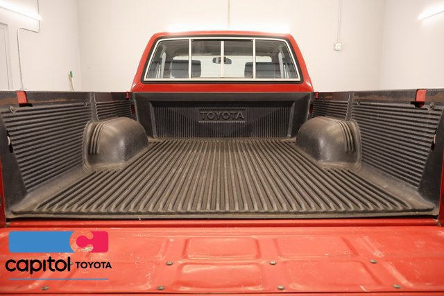 Used 1992 Toyota Pickup Deluxe AWD/4WD image 7