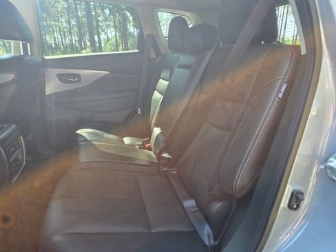 Used 2022 Nissan Murano SL AWD/4WD image 16