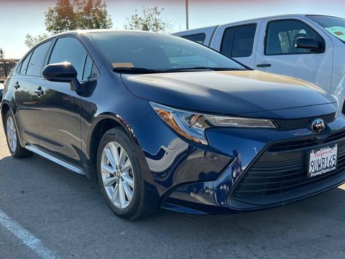 Certified 2025 Toyota Corolla LE w/ LE Premium Package FWD image 2