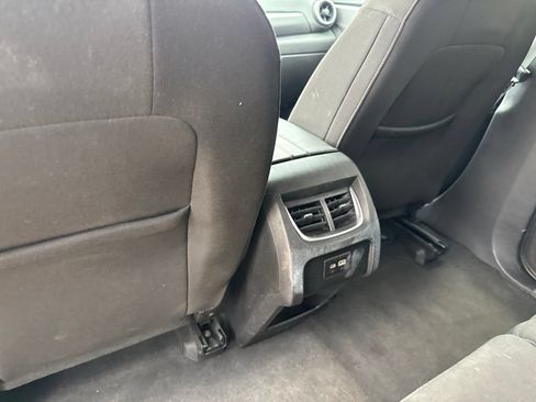 Used 2023 Chevrolet Blazer LT FWD image 14