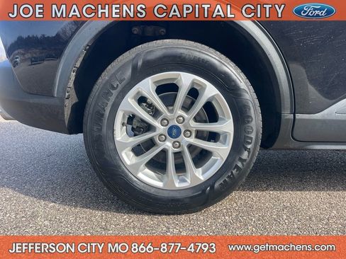 Certified 2022 Ford Escape SE w/ Convenience Package image 23