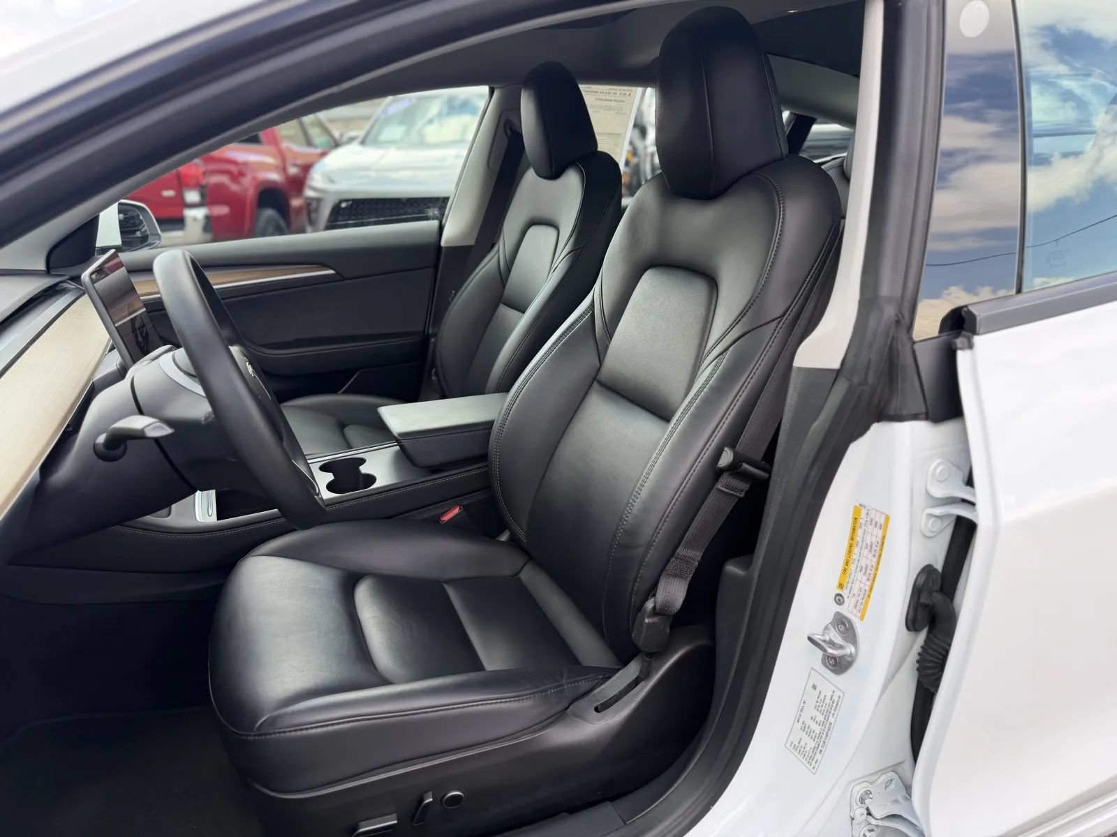 Used 2023 Tesla Model 3 Standard Range RWD image 14
