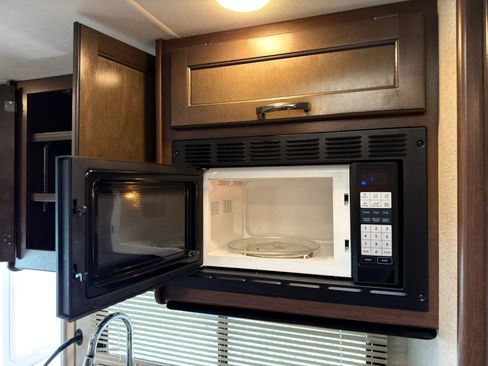 Used 2019 Ford E-350 and Econoline 350 Super Duty w/ Motorhome Prep Package RWD image 14