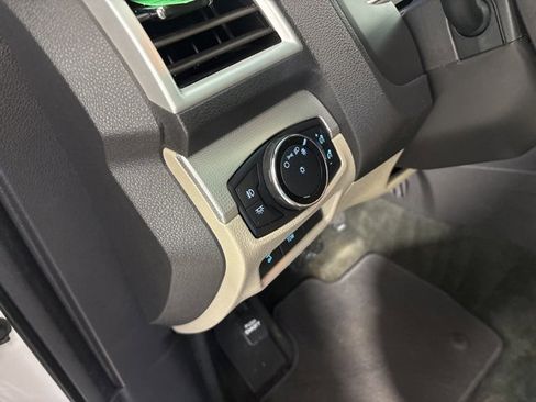 Used 2014 Ford Explorer XLT w/ Equipment Group 202A image 12