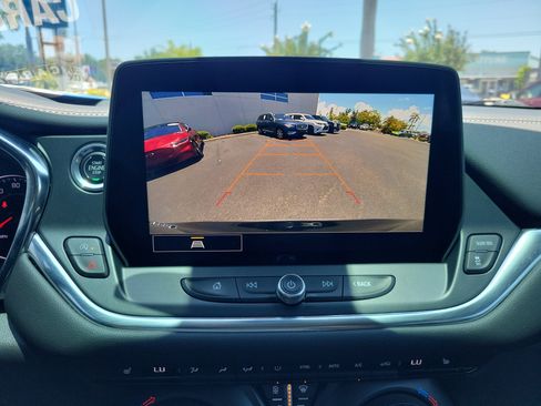 Used 2024 Chevrolet Blazer LT FWD image 20