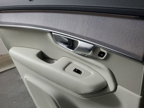 New 2026 Volvo XC90 T8 Ultra w/ Lounge Package AWD/4WD image 19