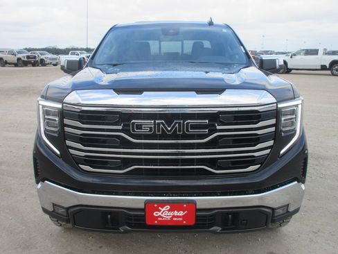 New 2026 GMC Sierra 1500 SLT w/ SLT Convenience Package image 11
