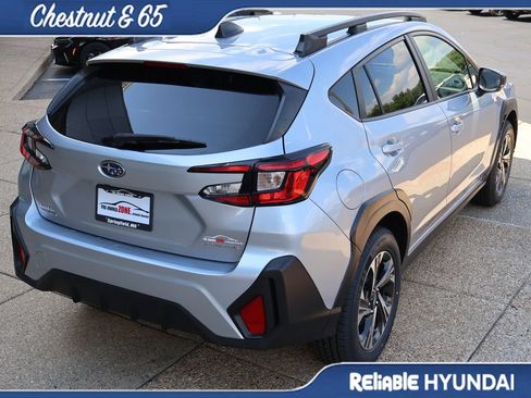 Used 2024 Subaru Crosstrek 2.0i Premium AWD/4WD image 6