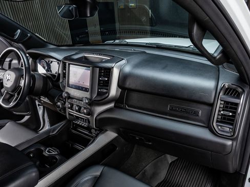 Used 2023 RAM 1500 Big Horn AWD/4WD image 18