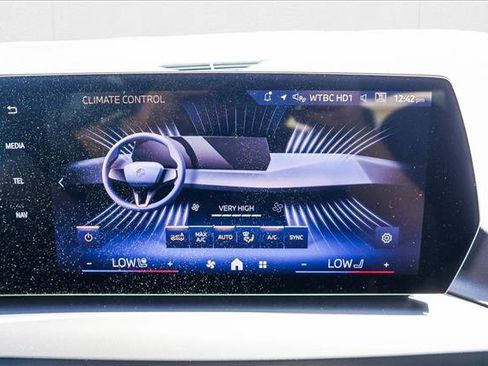 Used 2025 BMW 228i xDrive AWD/4WD image 18