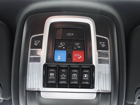 Used 2025 RAM 1500 Laramie w/ Sport Appearance Package AWD/4WD image 57
