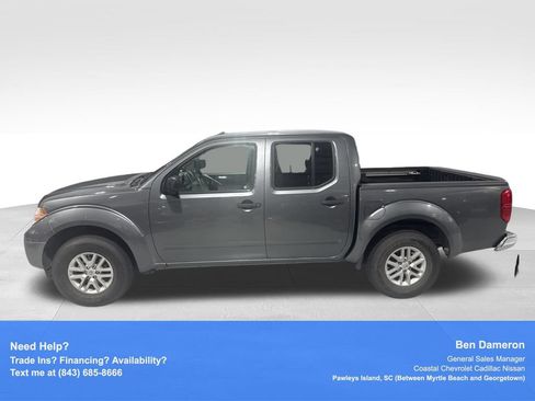 Used 2017 Nissan Frontier SV w/ SV Value Truck Package AWD/4WD image 5