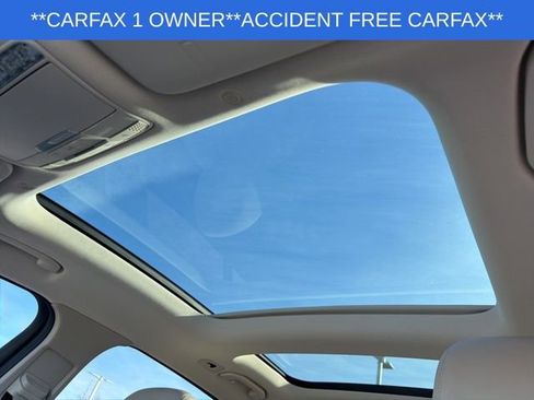 Used 2022 Mercedes-Benz GLC 300 4MATIC image 25