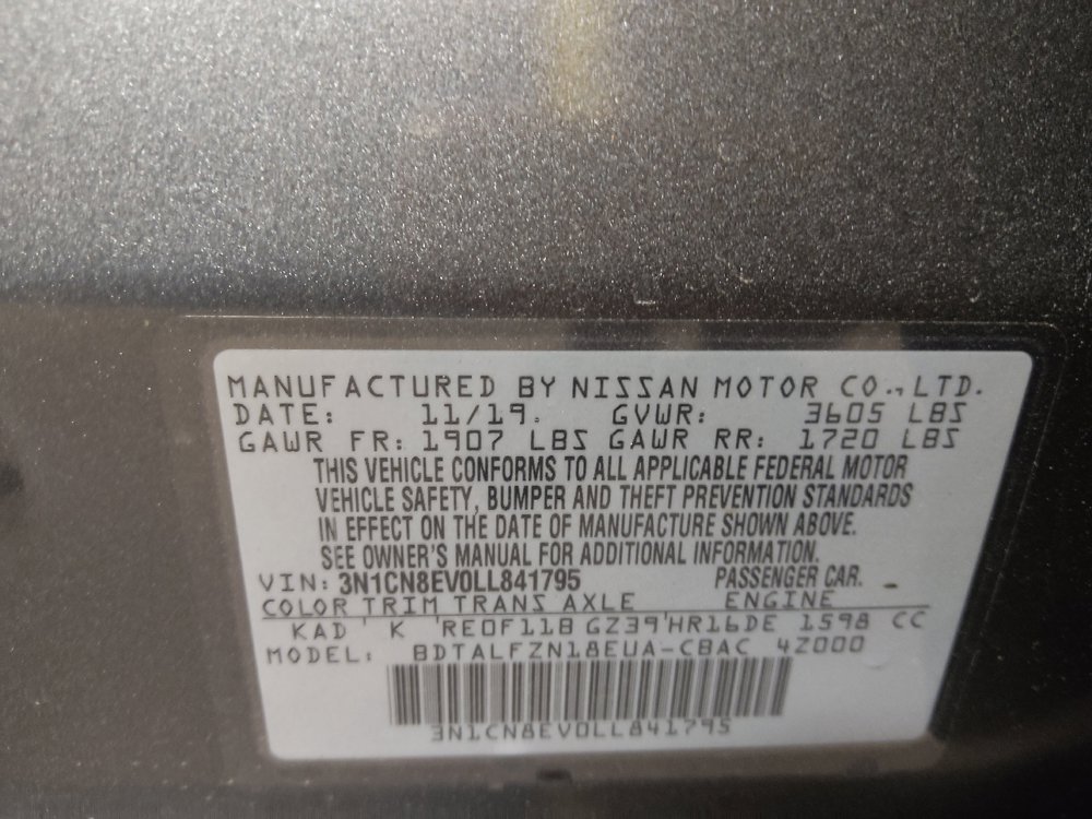 Used 2020 Nissan Versa SV FWD image 33