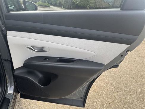 New 2025 Hyundai Tucson SEL image 16