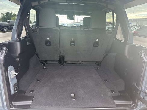 Certified 2025 Jeep Wrangler Unlimited Sport image 8