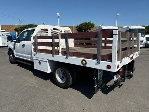 Used 2017 Ford F350 XL w/ Power Equipment Group RWD image 5