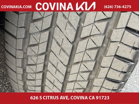 Used 2017 Toyota Prius Three Touring image 29